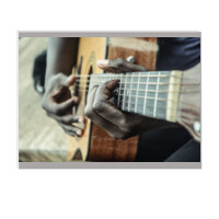 Cuadro (cartón pluma) - Tocando la guitarra acústica